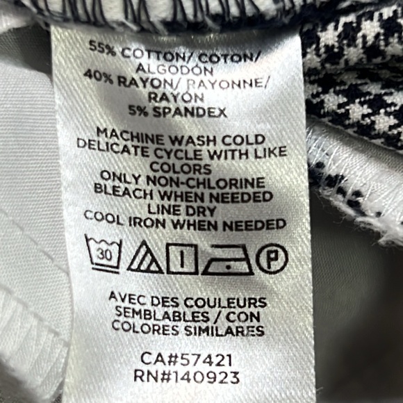 Women Black White Pants EUC size 16 curvy - Picture 9 of 9